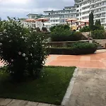 Aparthotel Private In Emerald 4*