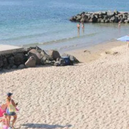 Apartahotel Private In Emerald 4*